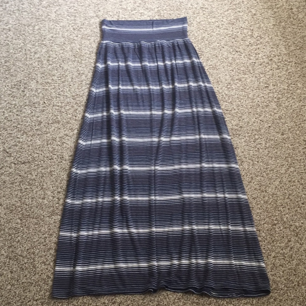 MAX STUDIO FLOOR LENGTH SKIRT